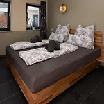 Domaine Edegger - Organic Winery Badacsony Hotel de apartamente 3*